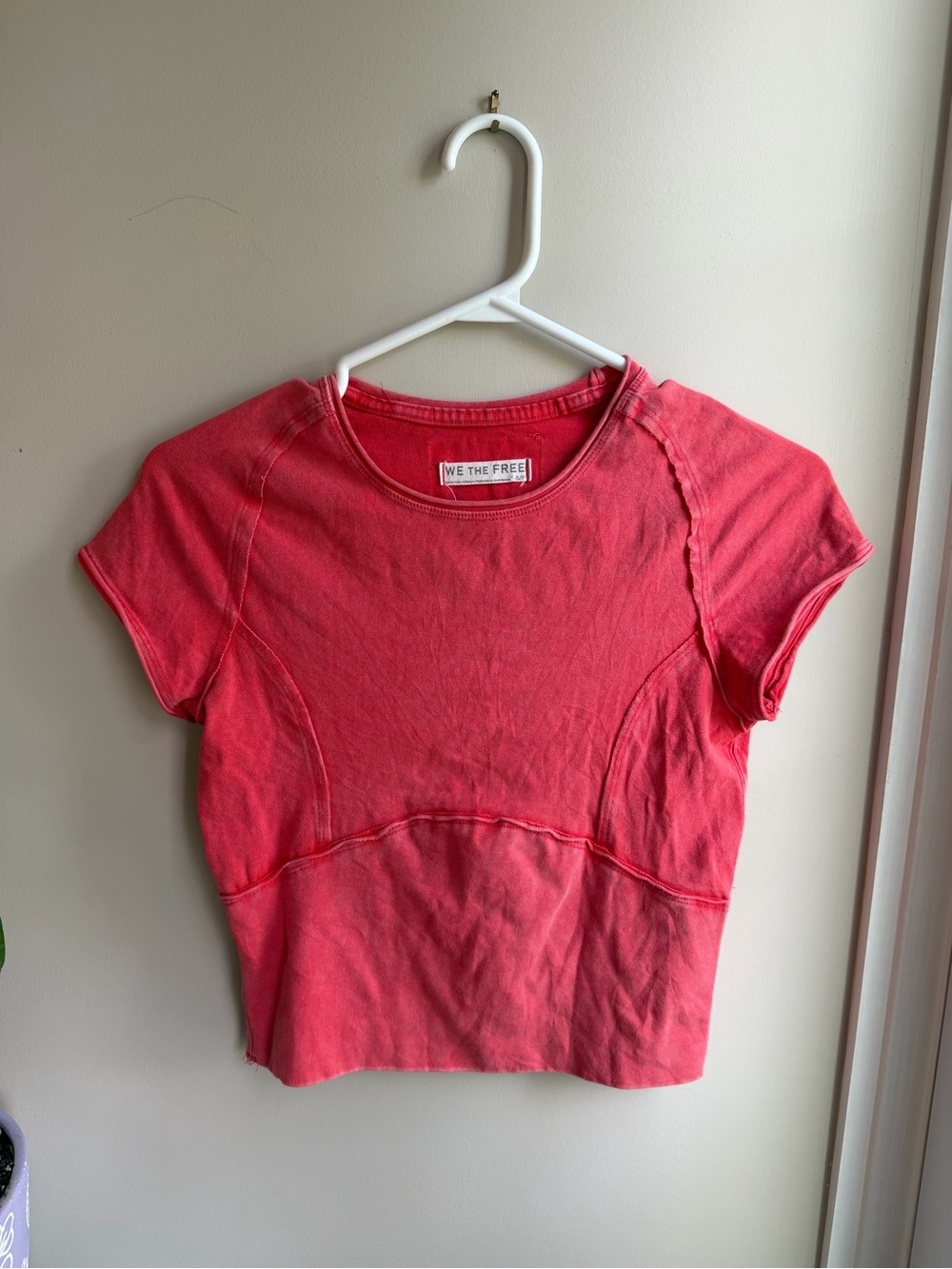 We The Free Coral Pink Cropped Crewneck Tee
